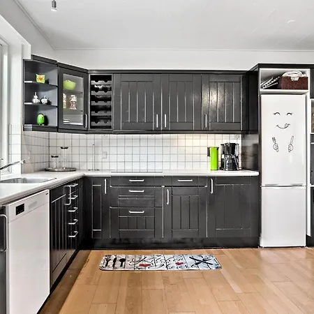 Beautiful In With Kitchen Vakantiehuis