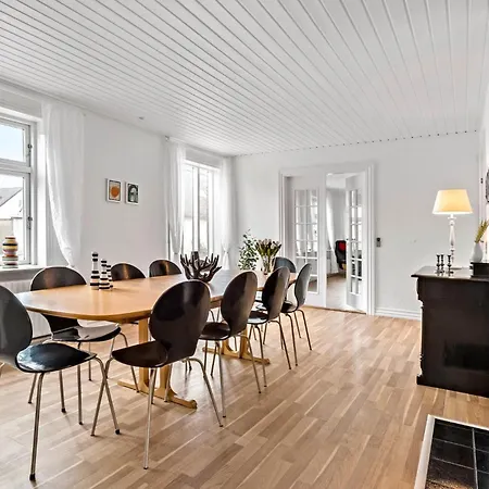 Vakantiehuis Beautiful In With Kitchen *